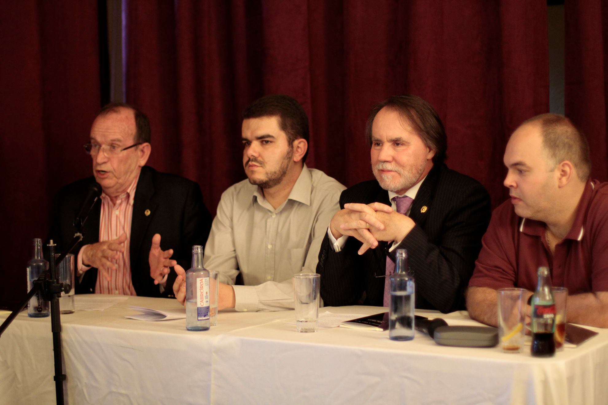 Con González Perez, López Navia y Caneiro